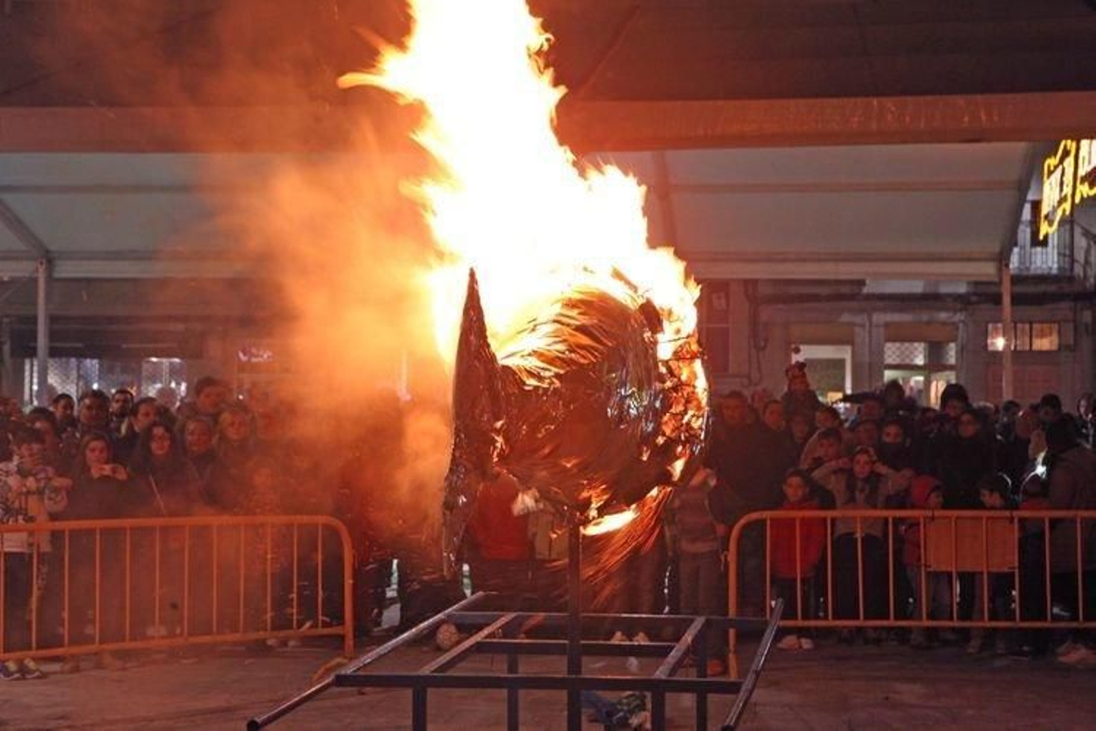 18.02.15.XINZO.PLAZA.MAIOR.ENTERRO.SARDIÑA.