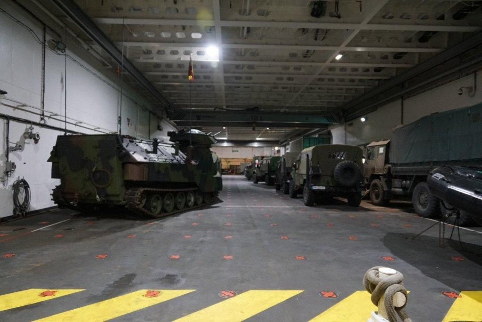 El portaviones Juan Carlos I en Vigo  (75) (1024x684)