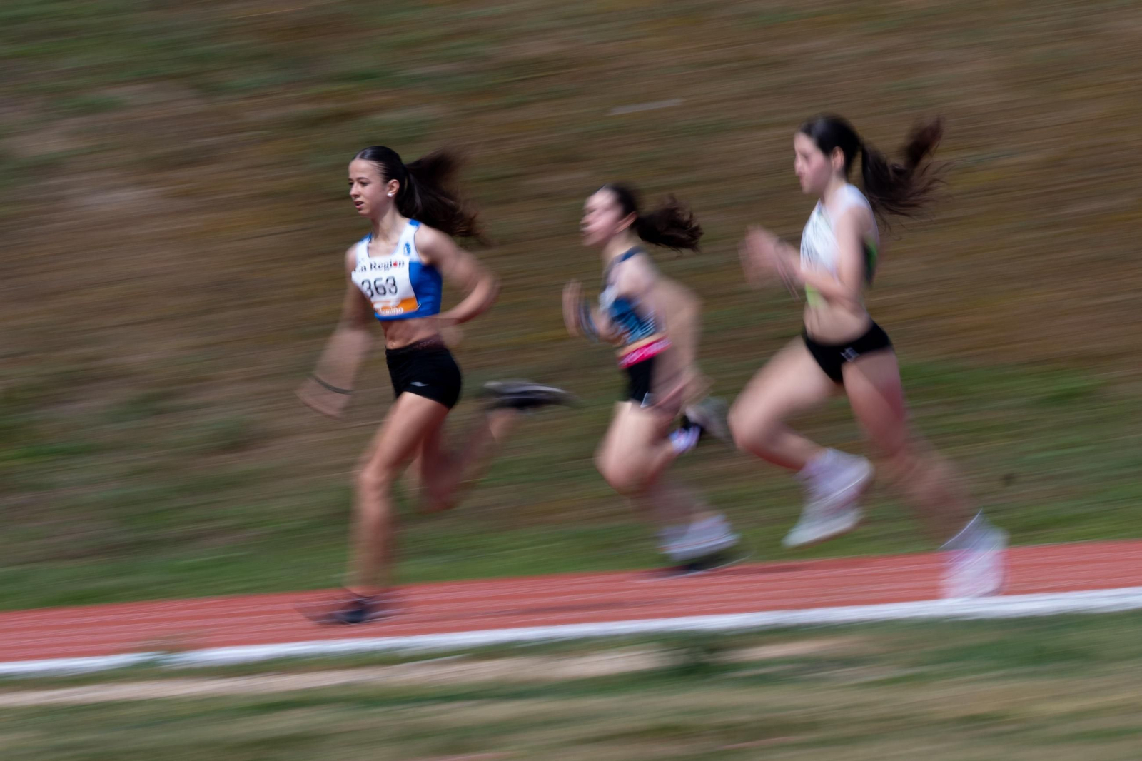 Galería | El atletismo ourensano disfruta en el 1er Trofeo Germán González