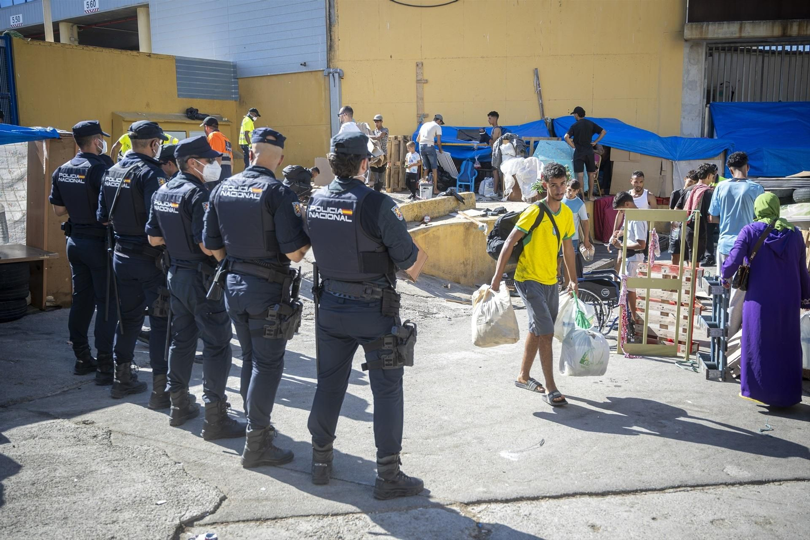 Imagen de archivo de policías nacionales en Ceuta.