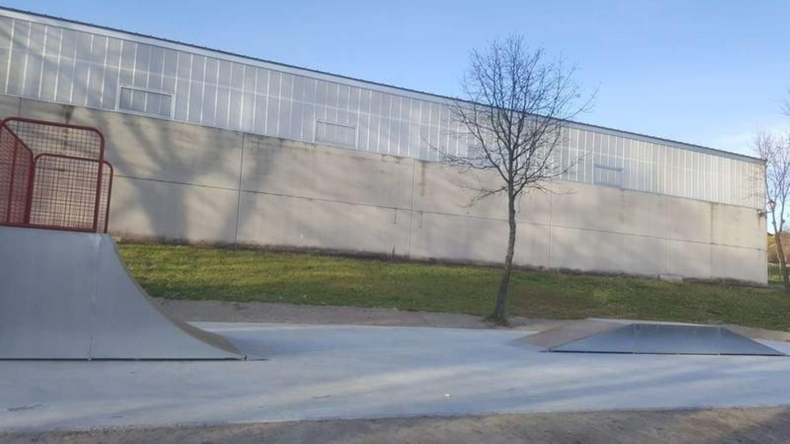 La nueva pista de "skatepark" fue puesta en marcha esta misma semana.