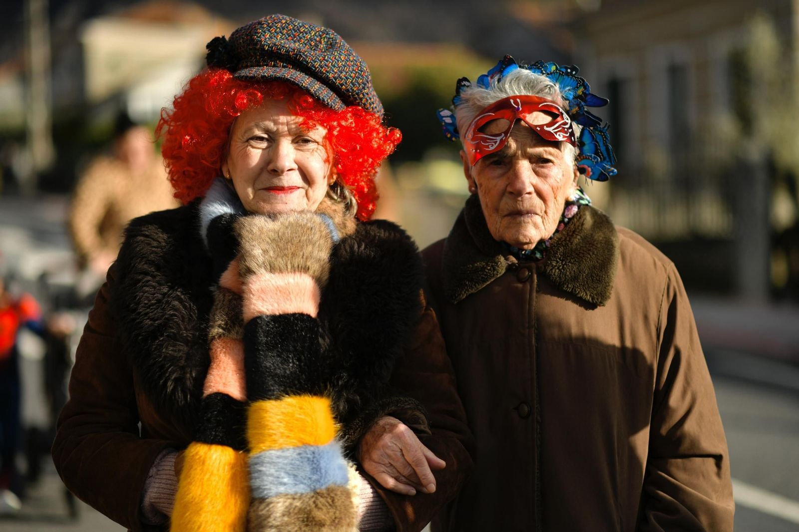Galería | El desfile de los chocalleiros por Vilardevós, el Entroido en fotos