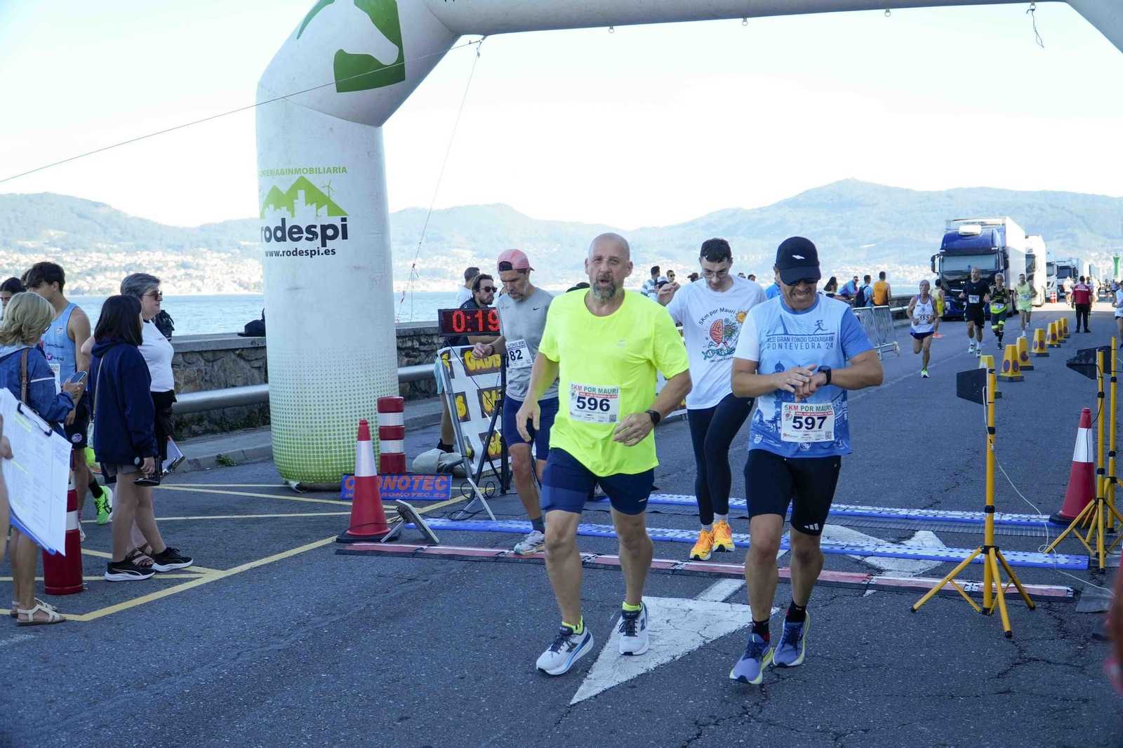 Galería | El puerto pesquero de Vigo acoge hasta cinco carreras organizadas por Carlos Adán