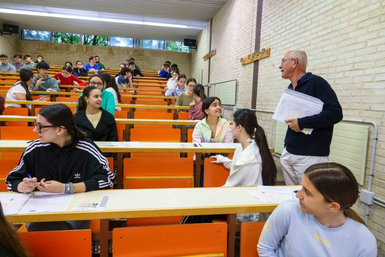 Galería | Tensión y concentración en la PAU 2026 en Vigo