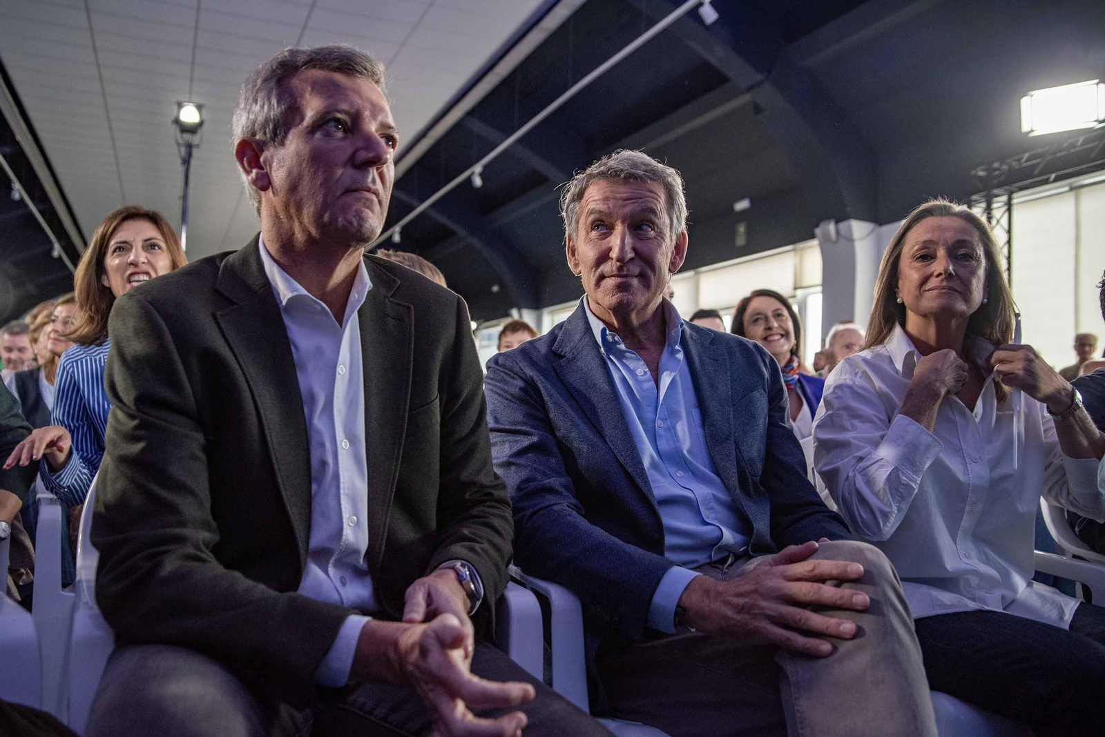 Galería | Feijóo hace parada en Vigo con la precampaña electoral del 29-N