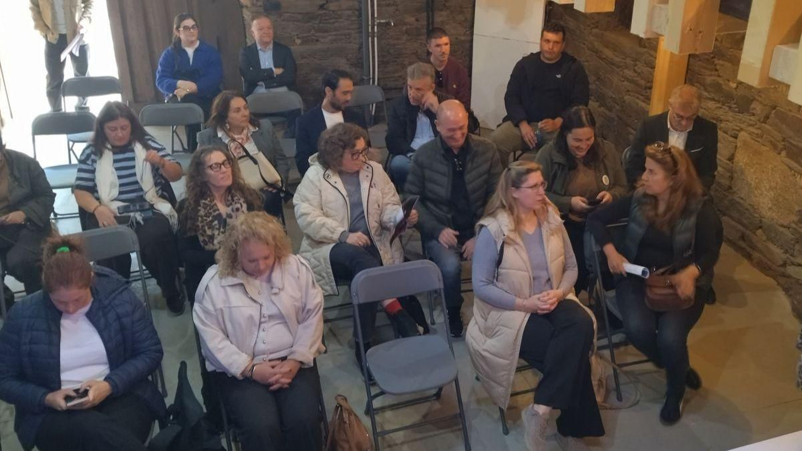Un momento de la reunión en Seadur.