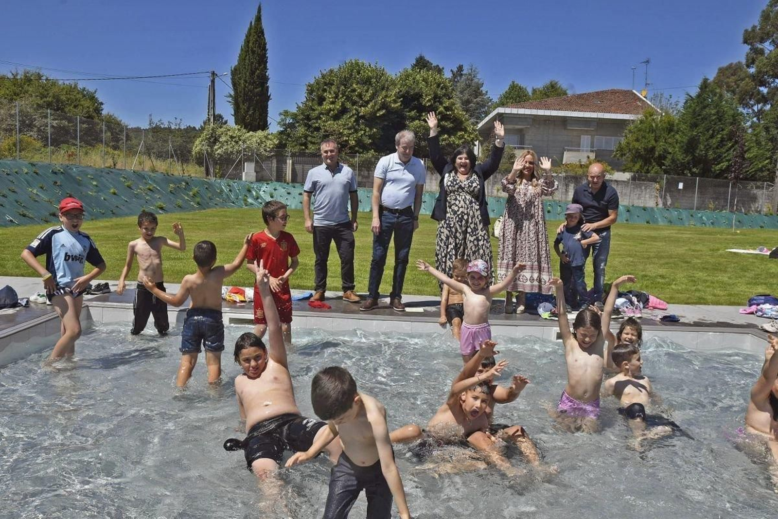 Los niños fueron los protagonistas en la inauguración de las nuevas instalaciones.