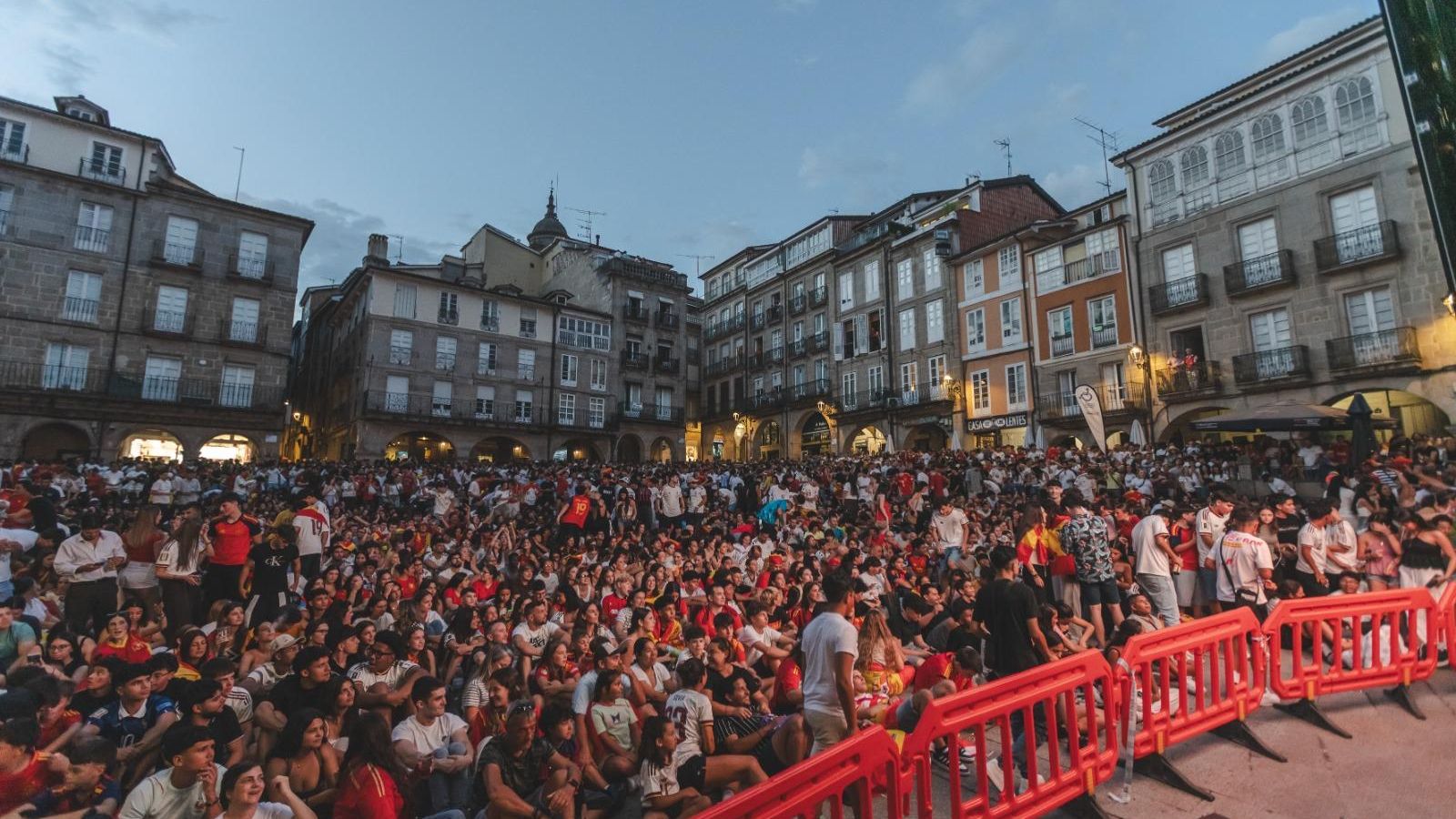 Ourense a rebosar de ilusión por España en la semifinal 