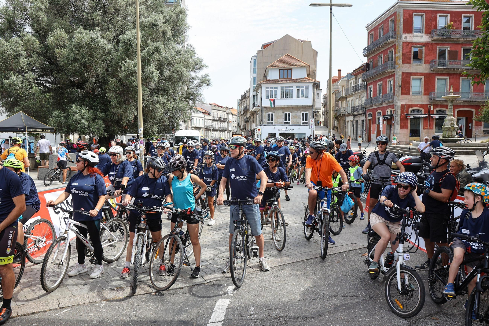 Galería | El ciclismo toma Vigo con la primera edición del Día de la Bici de Atlántico