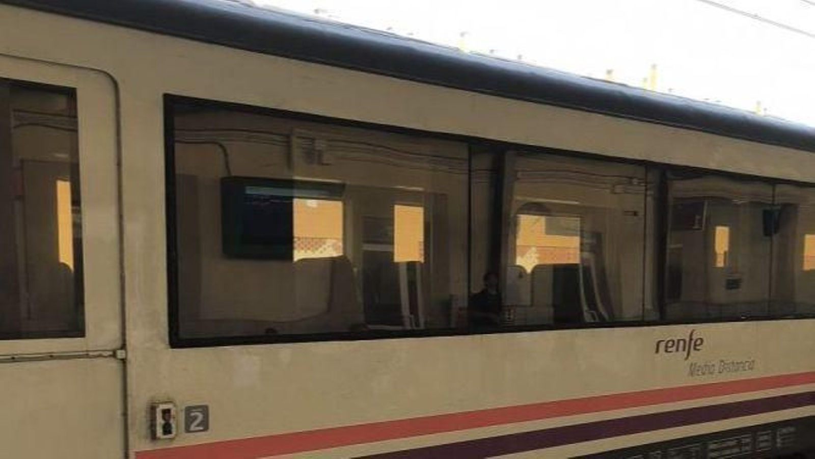 Uno de los vagones de media distancia.