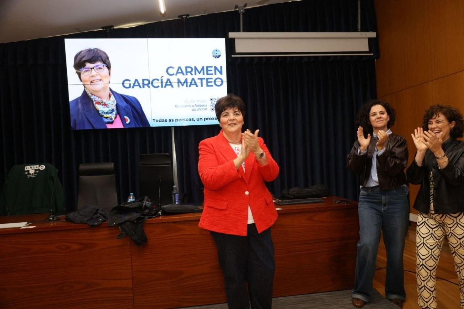 Galería | Carmen García Mateo celebra su victoria en las elecciones de la UVigo