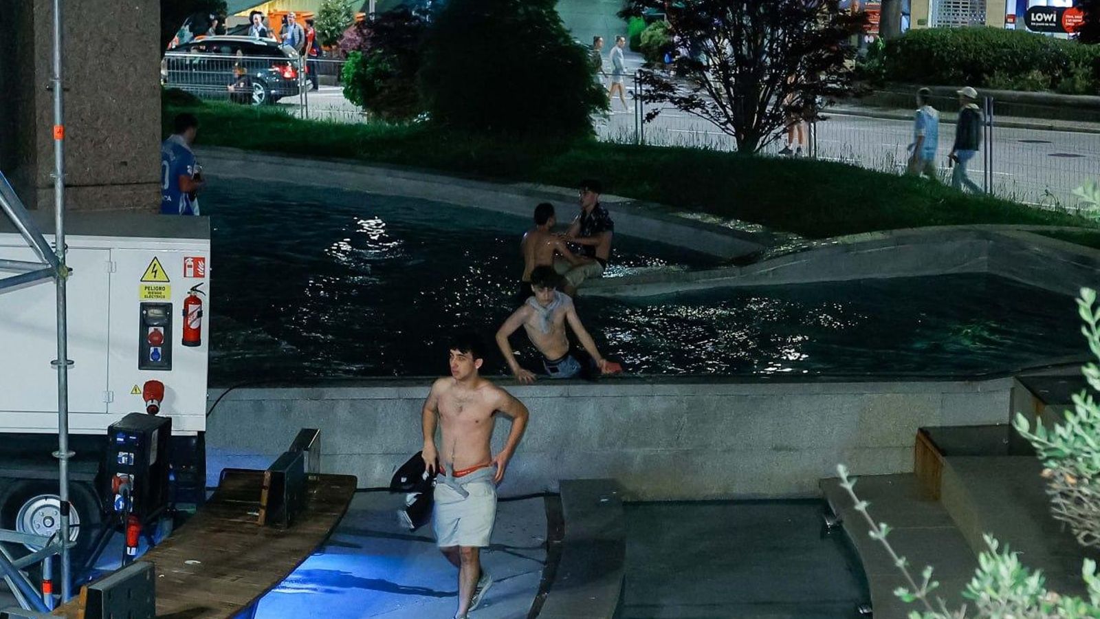 Galería | La afición celeste celebra el billete a Europa del Celta