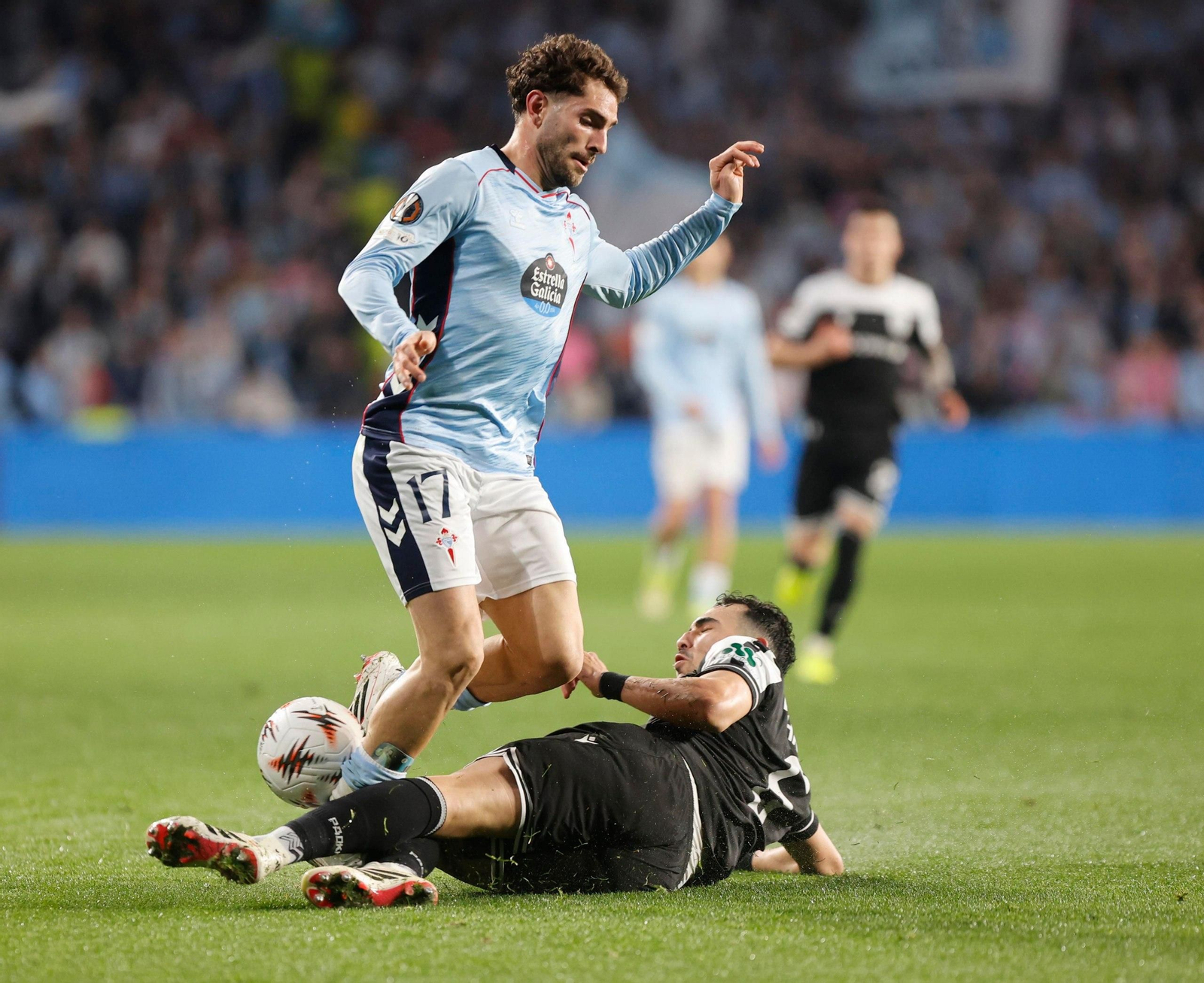 Galería | El Celta y el PAOK hacen vibrar Balaídos