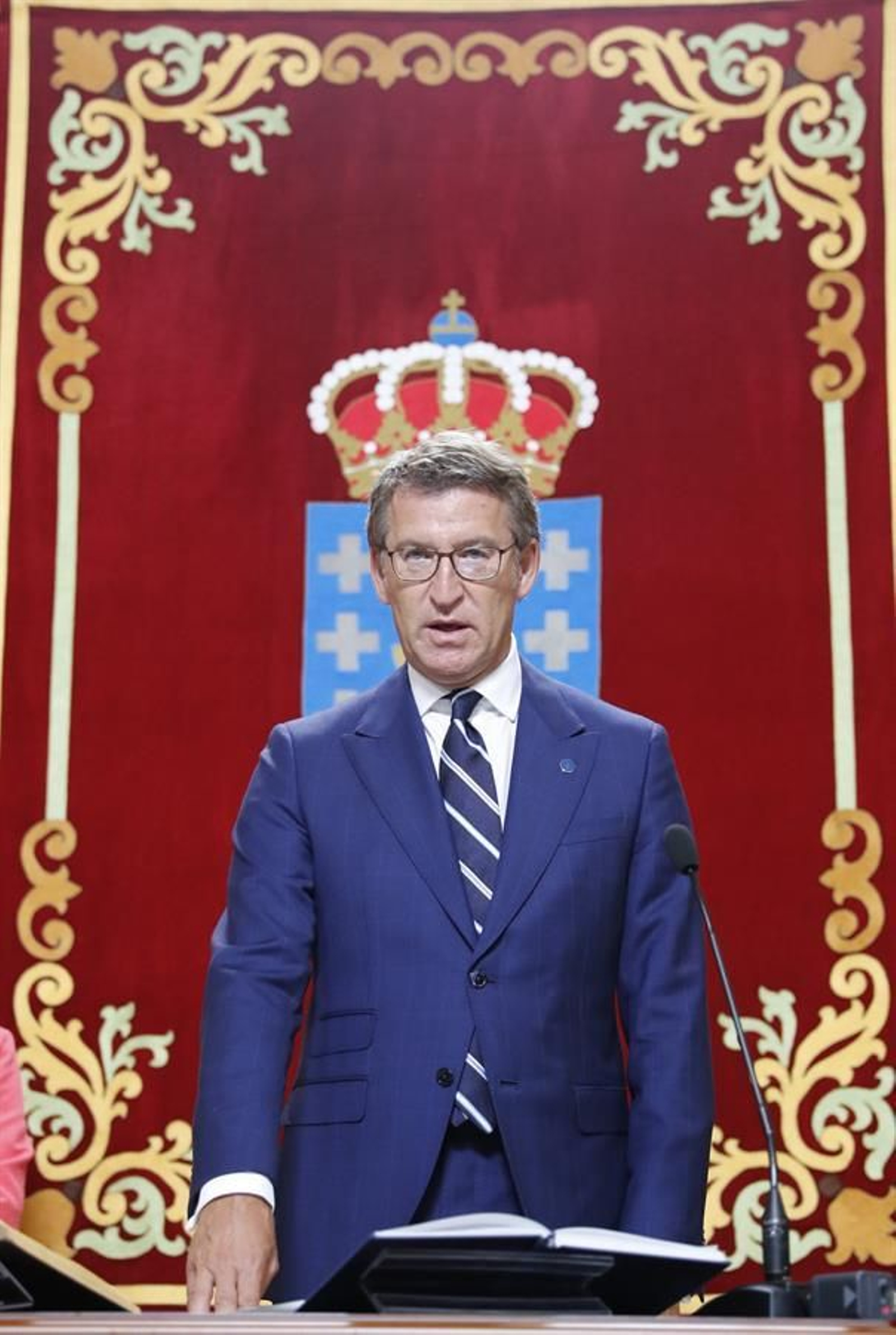 Feijóo toma posesión como presidente de la Xunta