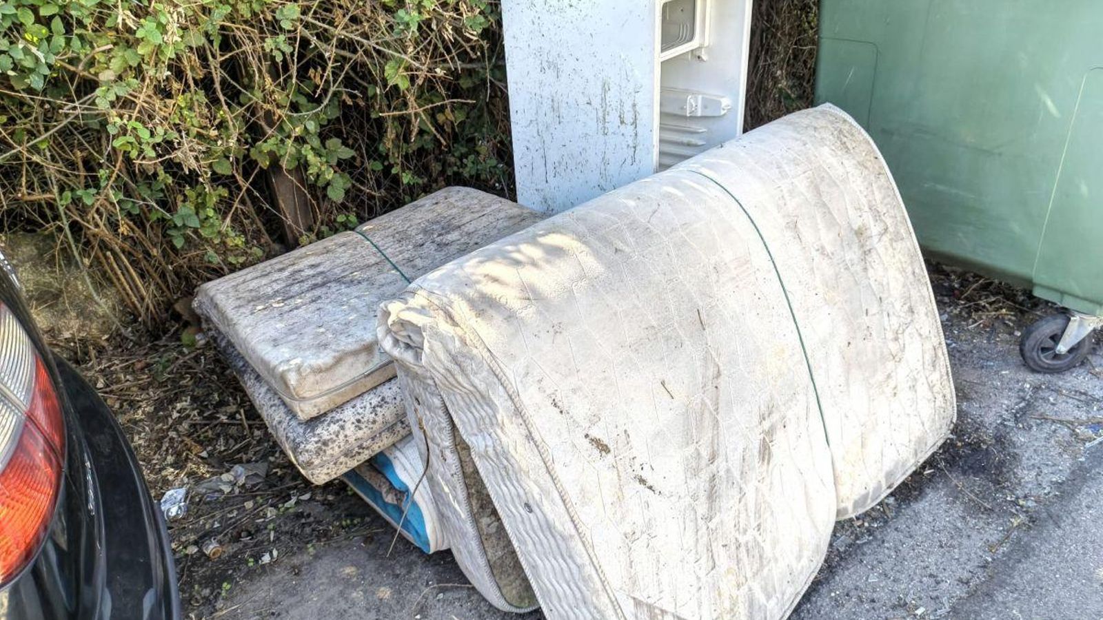 Abandono en el barrio de O Pino