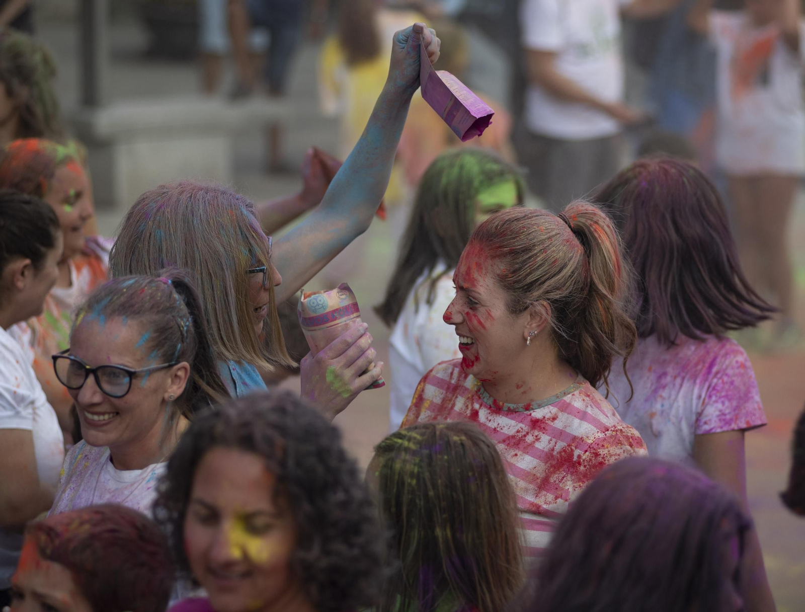 Galería | La fiesta de colores en Xinzo en imágenes