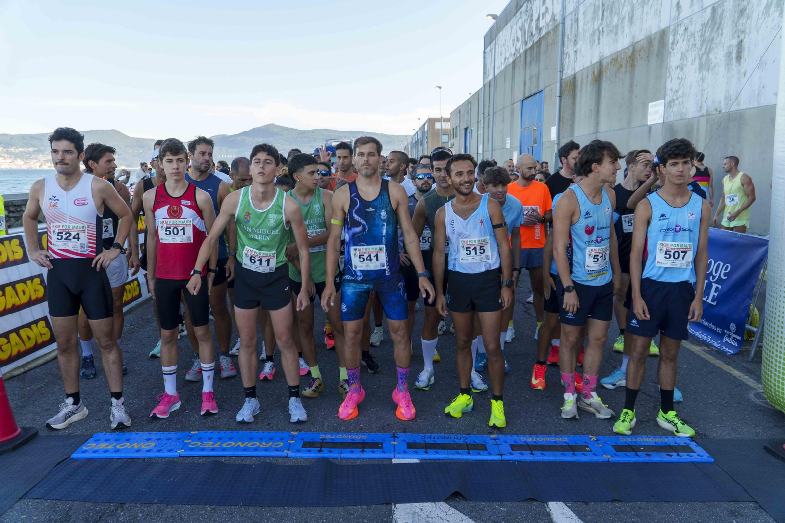 Galería | El puerto pesquero de Vigo acoge hasta cinco carreras organizadas por Carlos Adán