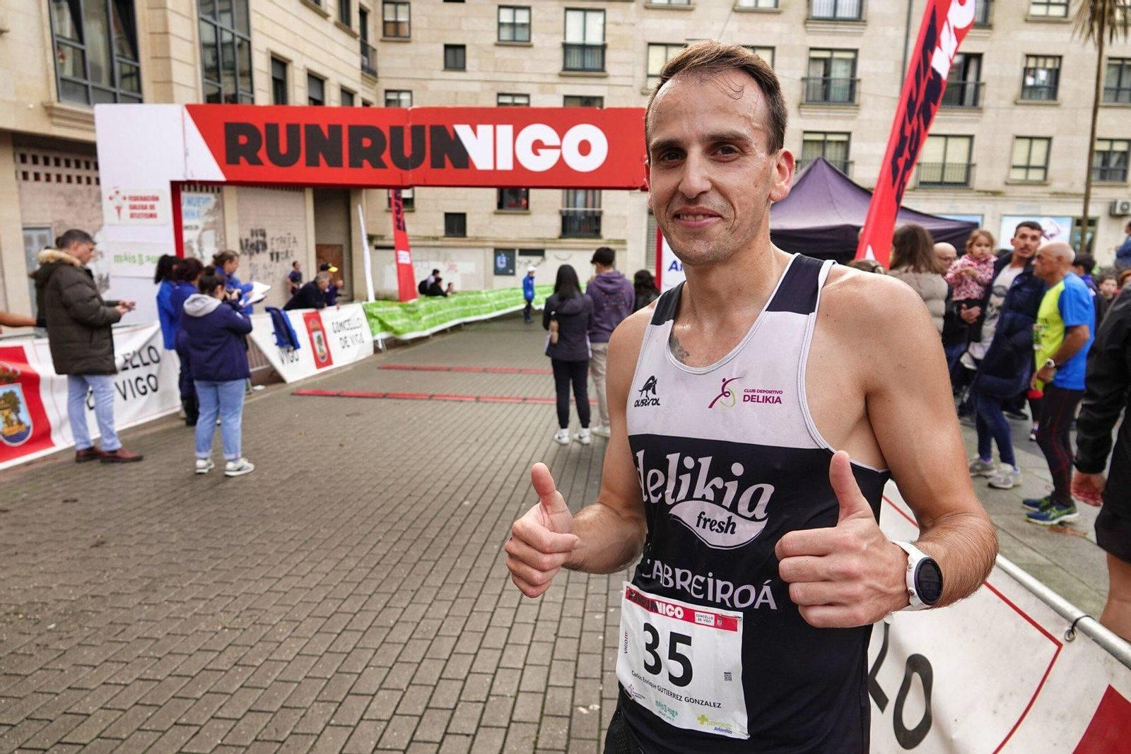 Ganador de la carrera en la Vigo+11 en la modalidad de 10 kilómetros.