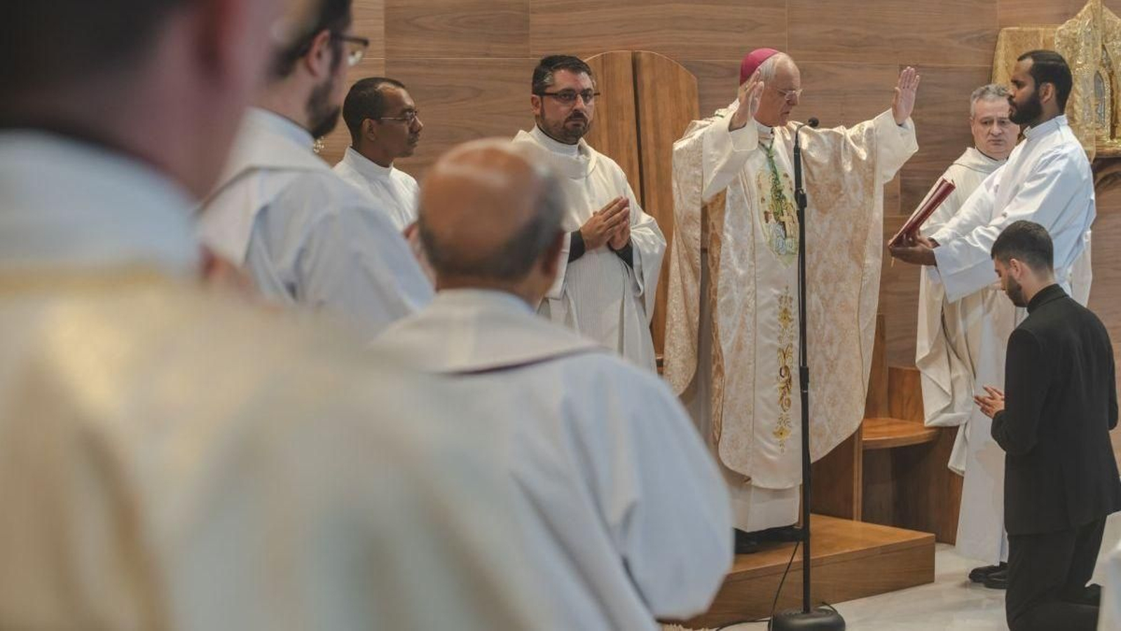 El obispo Leonardo Lemos presidió la ceremonia en el convento de las clarisas de Vilar de Astrés.
