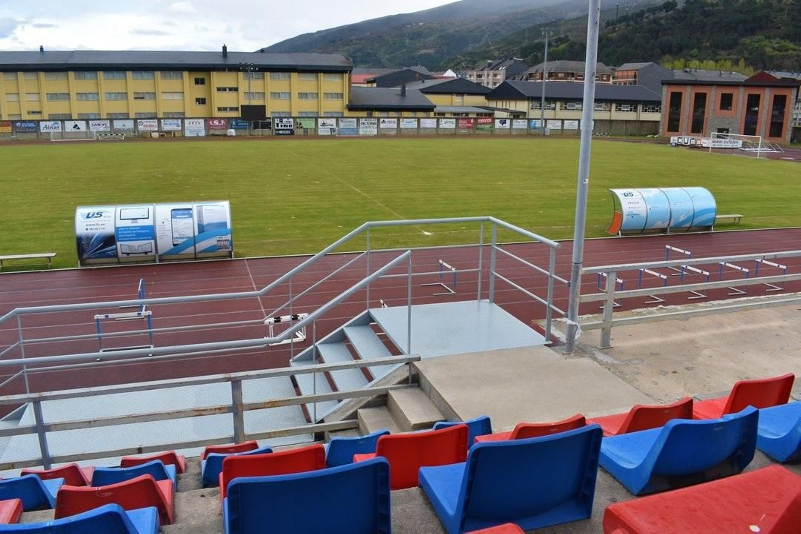 Campo Municipal de Calabagueiros. (I. C.)