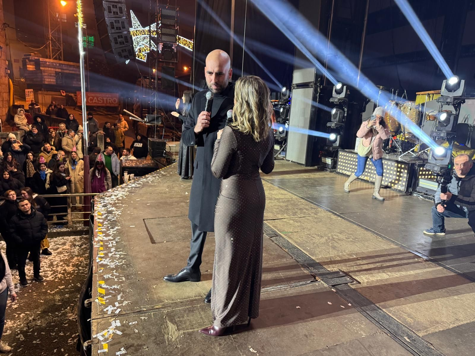 Galería | Pre Fin de Año en O Porriño con Claudio Giráldez y Fátima Pego