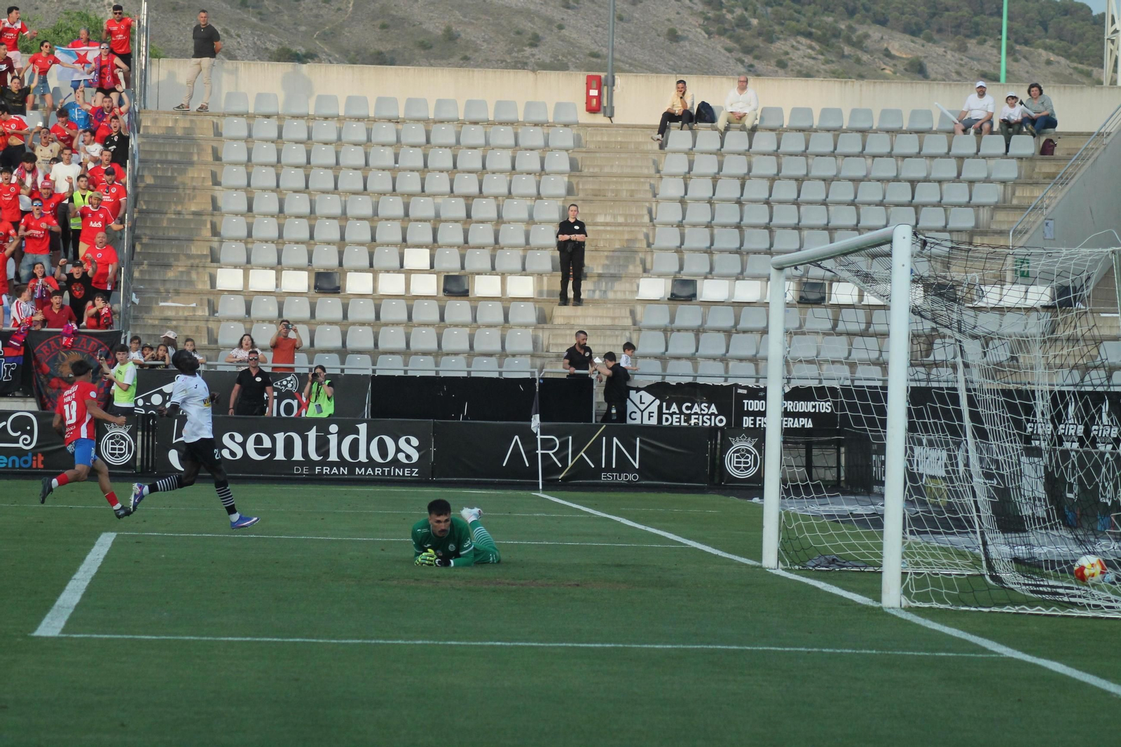 Galería | La UD Ourense no estuvo sola en Cuenca, la afición los acompañó en un día irrepetible