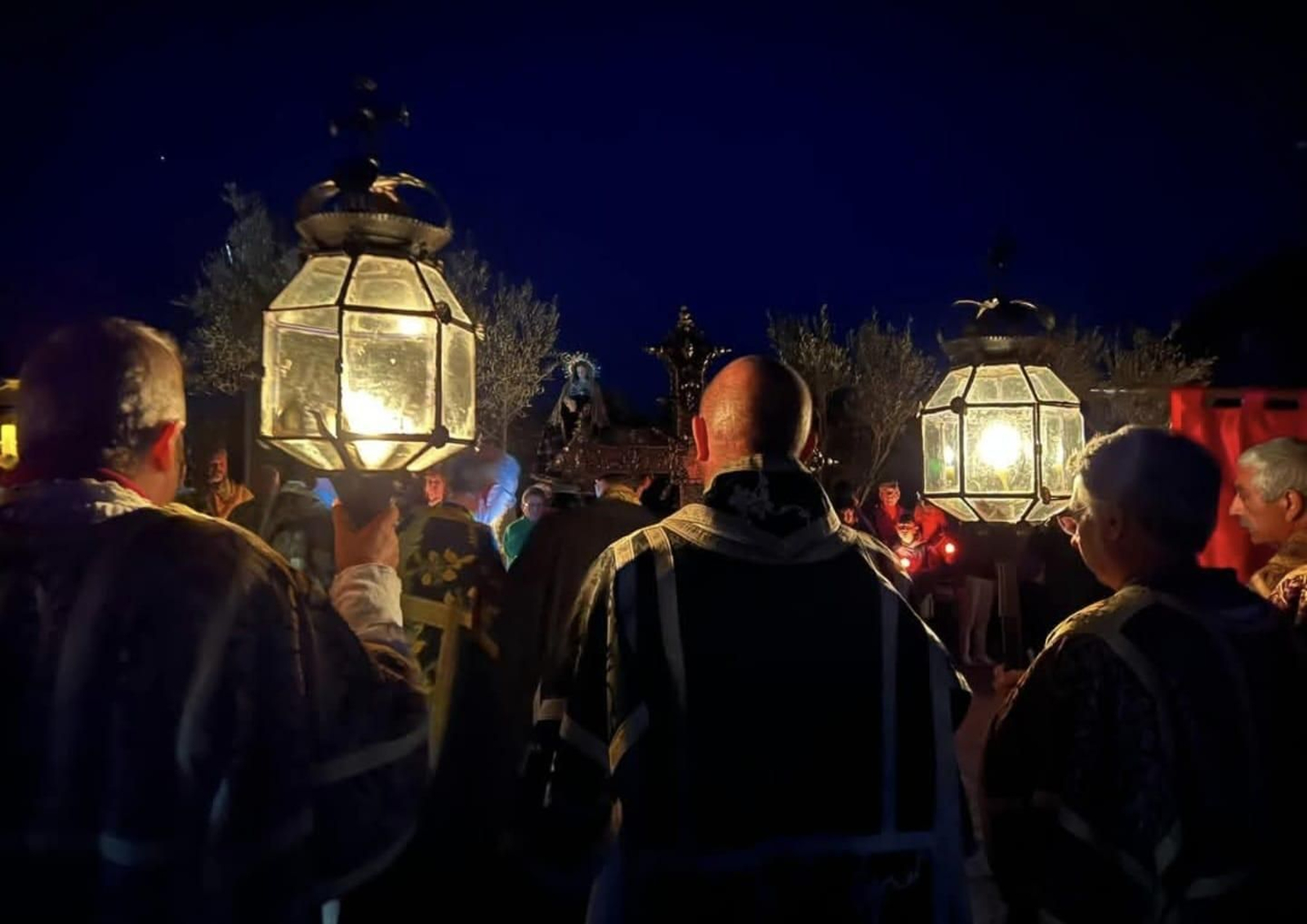 Galería | El Vía Crucis del Cristo de los Desamparados, en fotos