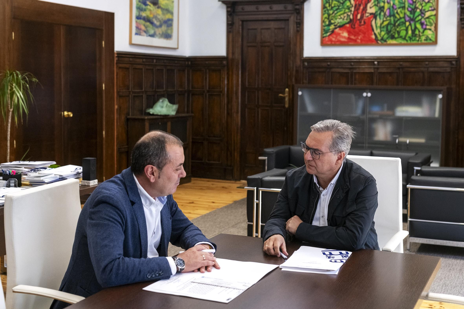 Vicente Lameiro y Luis Menor durante la reunión.