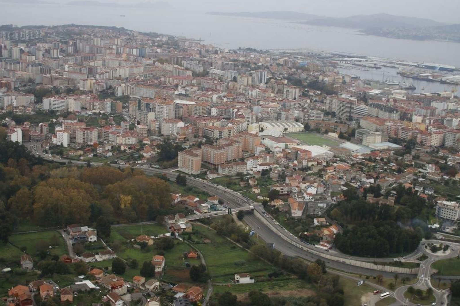 El padrón de 2018 de Vigo refleja una caída de 1.600 habitantes por la exigencia del INE de tener confirmados a todos los extranjeros o borrarlos.
