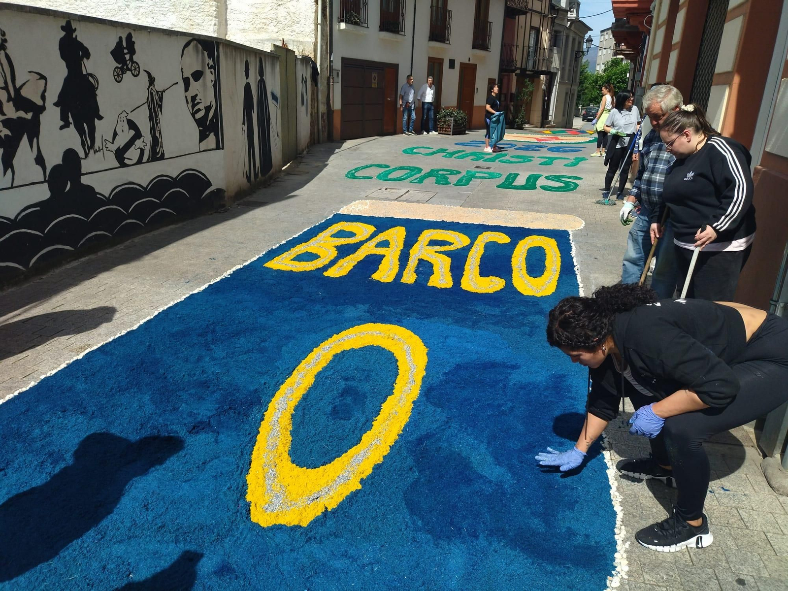 Alfombra floral por el Corpus Christi en O Barco.