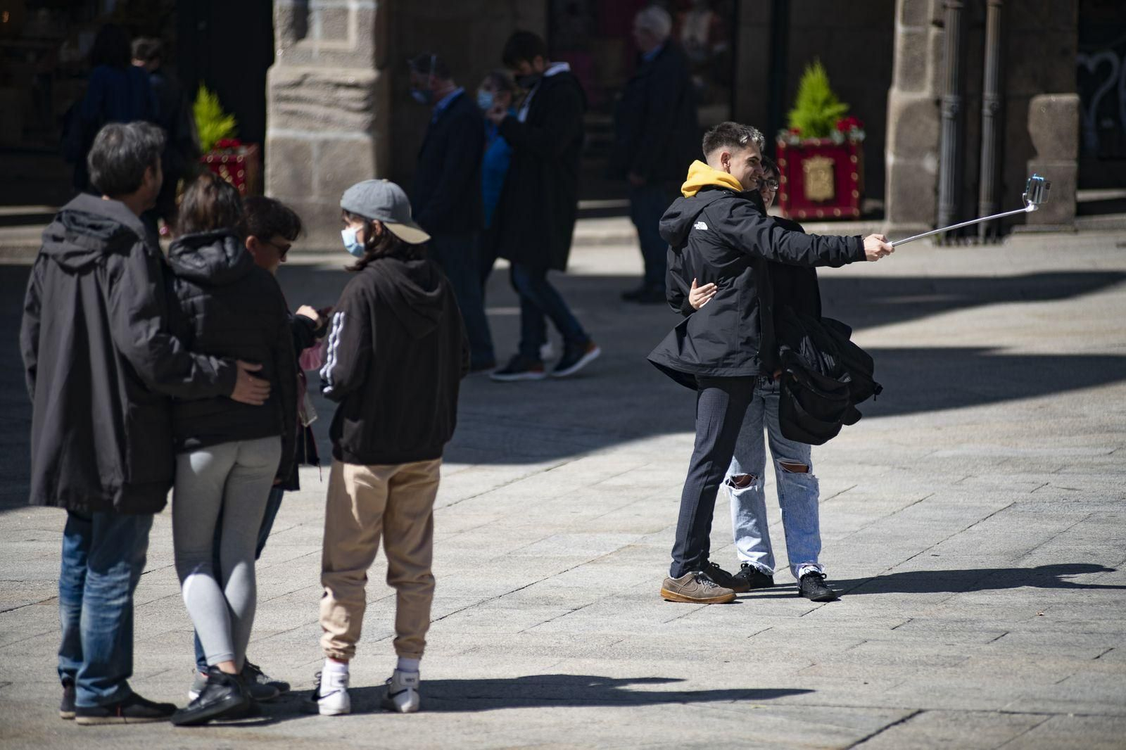 Turistas en Ourense (XESÚS FARIÑAS)