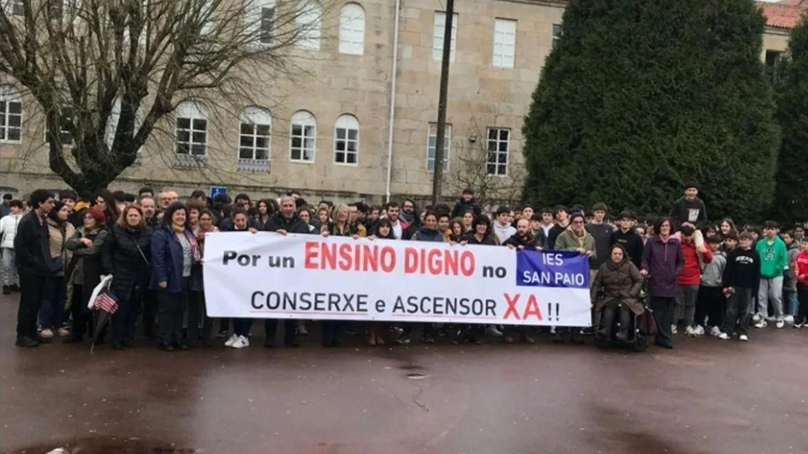 Una de las protestas de la comunidad educativa del San Paio.