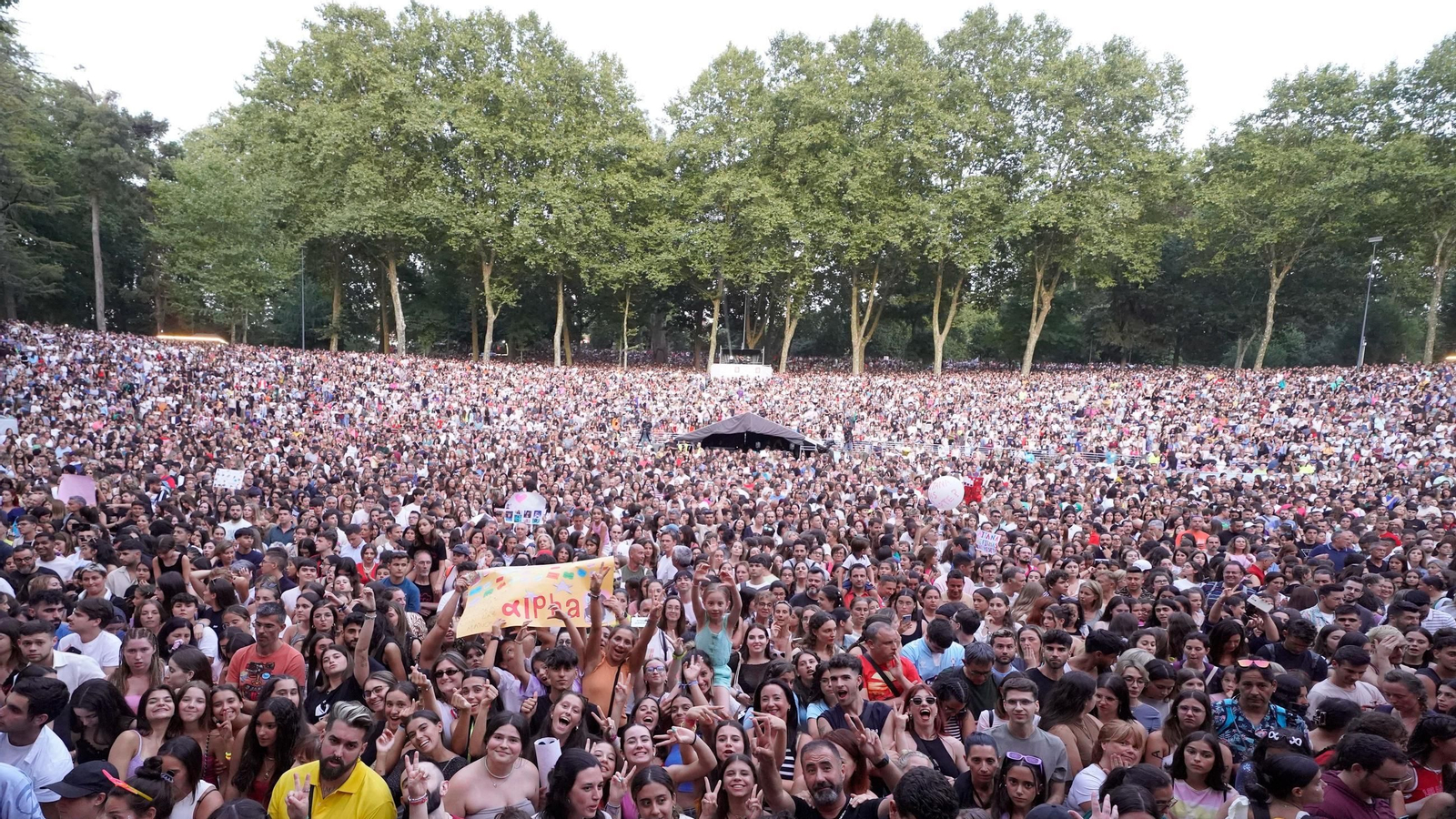 El recinto de Castrelos, a rebosar, el agosto pasado para ver a Aitana.