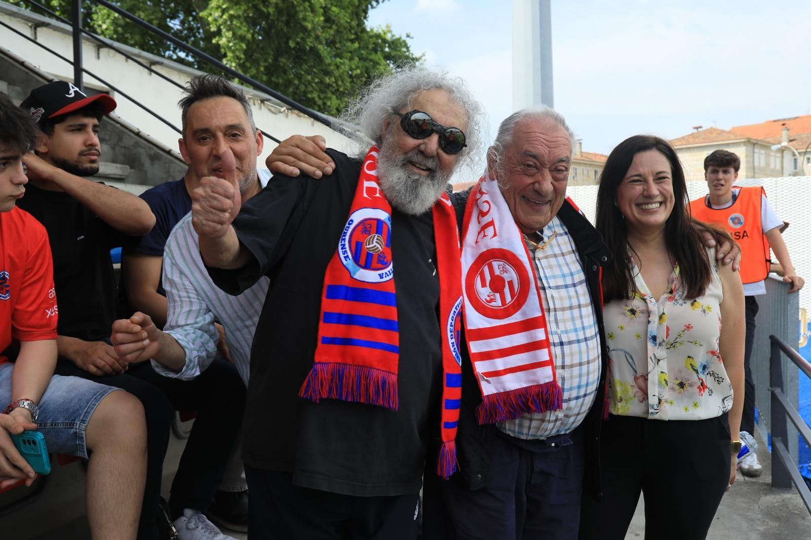 Galería | La UD Ourense quiere llegar a Primera Federación y la afición se vuelca con el equipo en O Couto