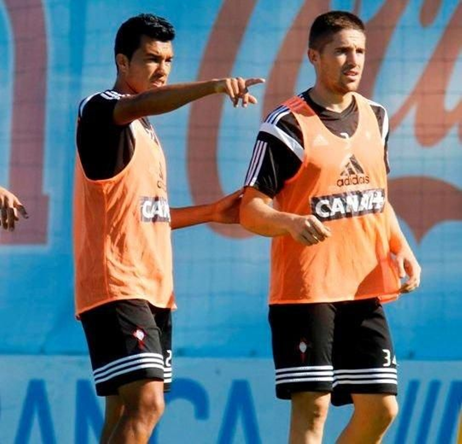 Gustavo Cabral y Andreu Fontás, durante el entrenamiento de ayer.