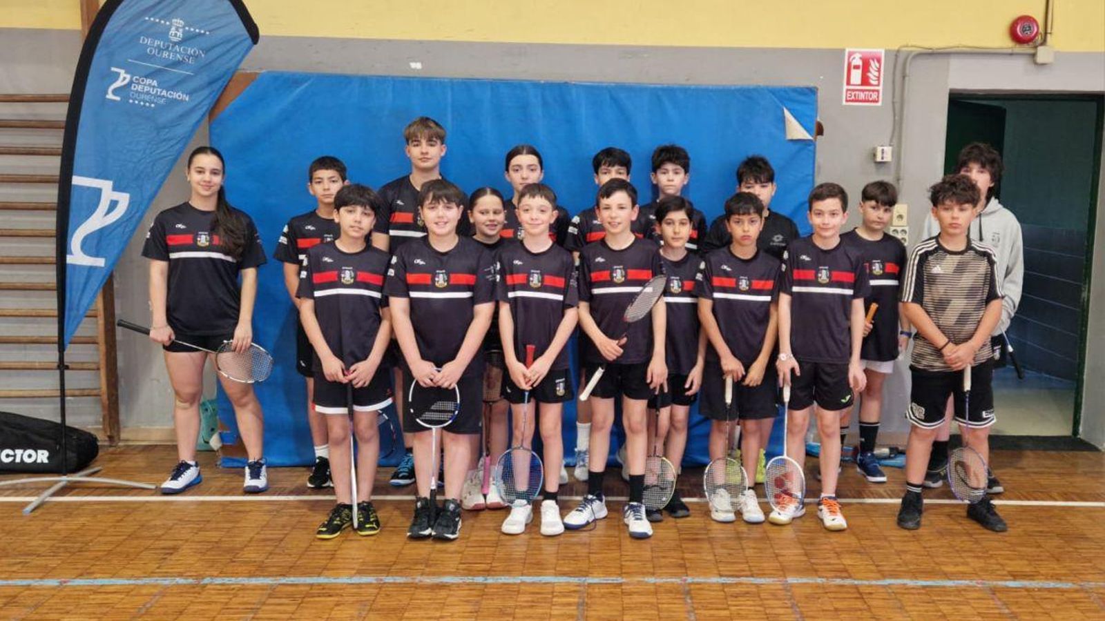 Parte de la representación del Club Athlos, dispuestos a disfrutar de una ronda de Copa.