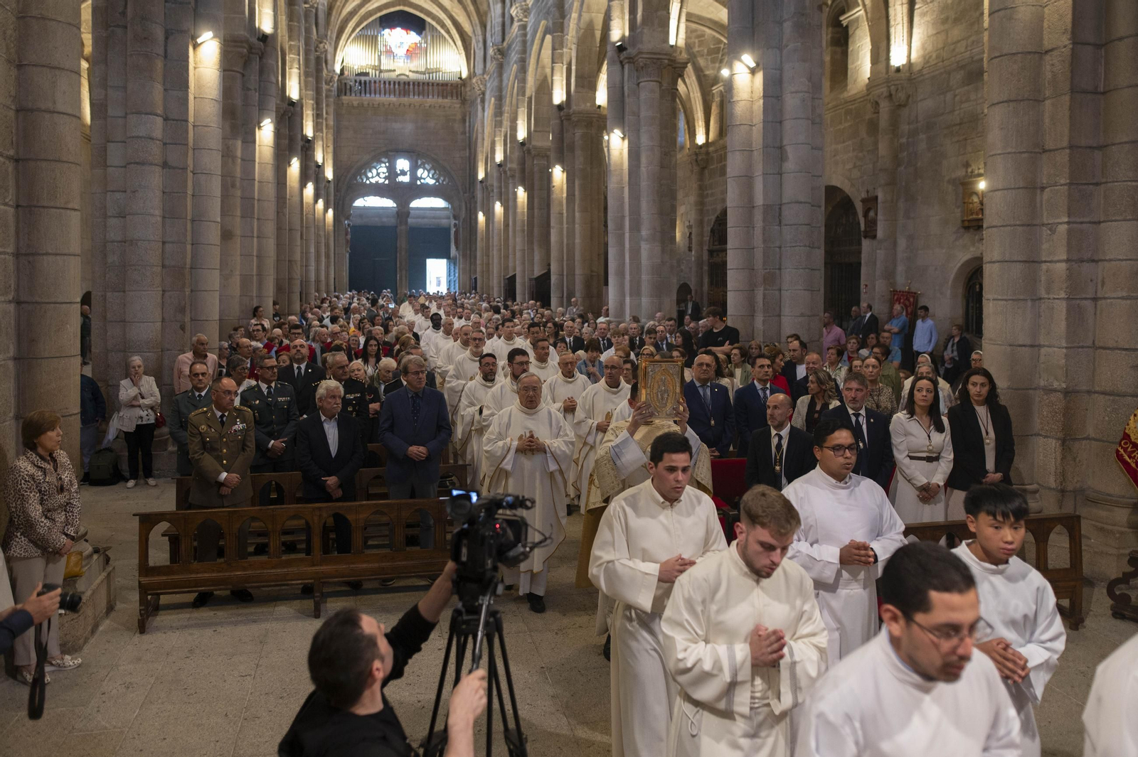 Galería | Ourense celebra con solemnidad el día del Corpus Christi