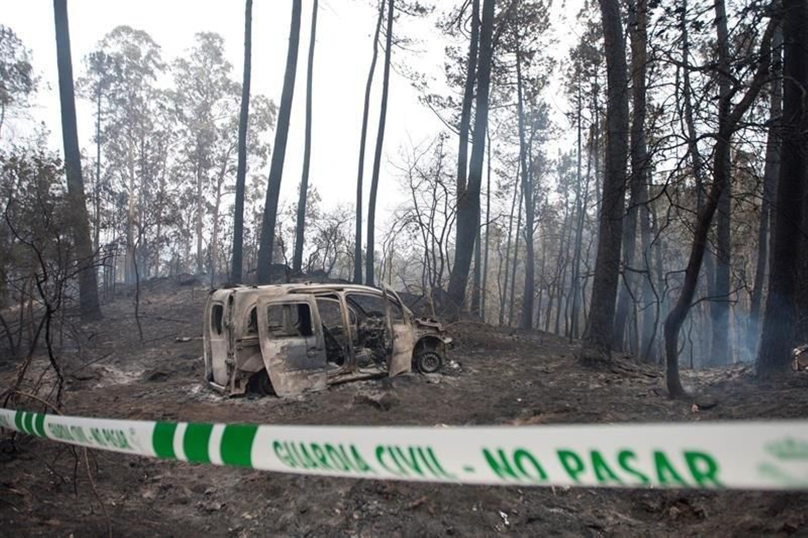 La furgoneta en la que iban las dos mujeres que fallecieron en Nigrán.