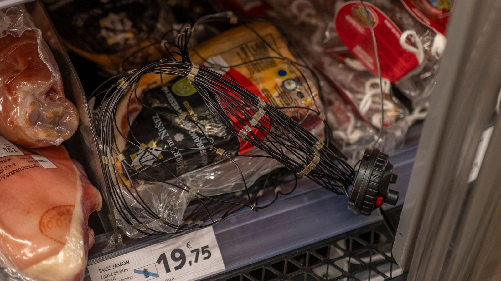 Un taco de jamón con alarma.