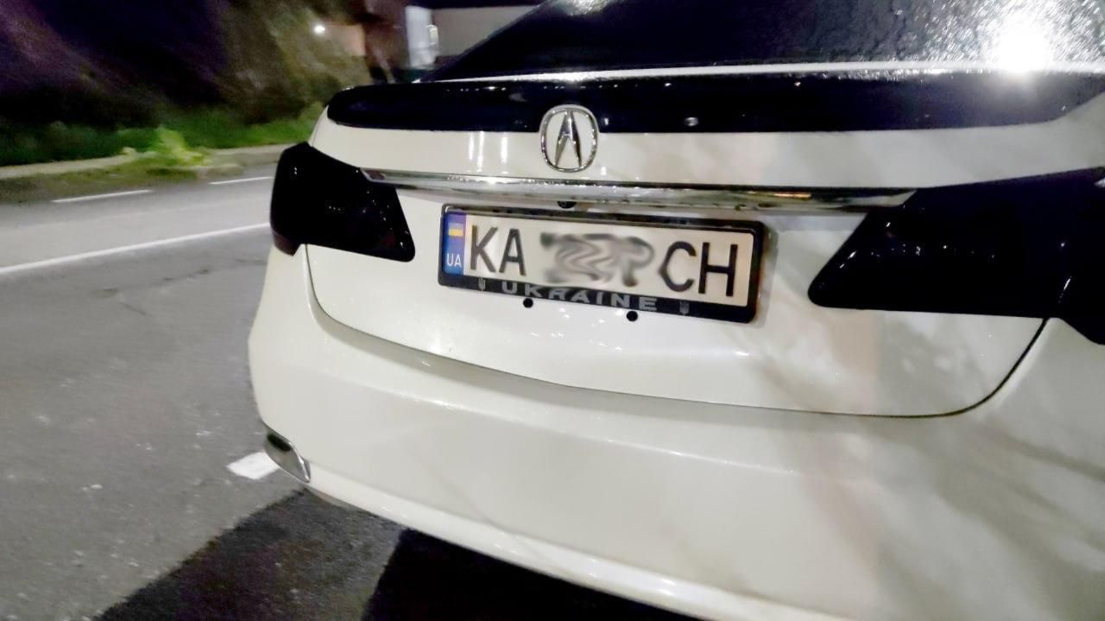 Un coche en Vigo con matrícula de Ucrania, con 500 residentes en la ciudad