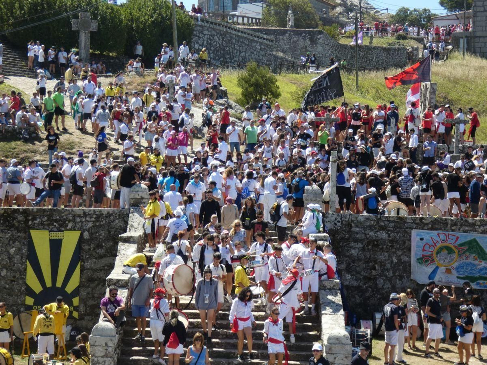 Santa Trega se llenó como cada año con la gran celebración de las Festas do Monte.