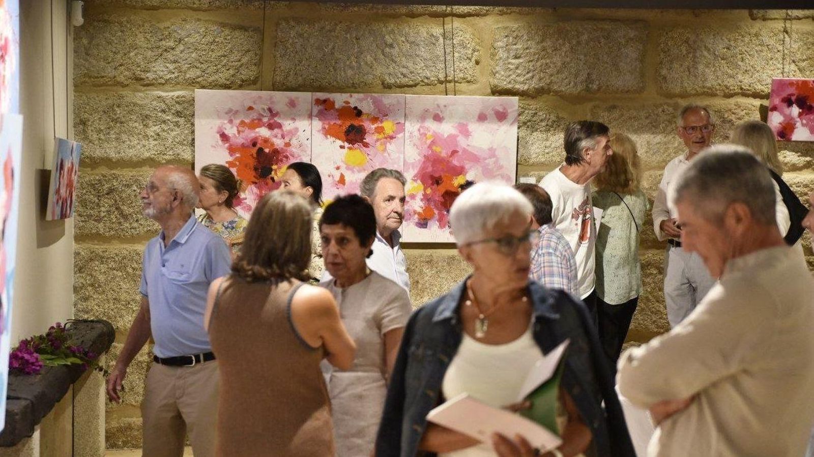 "Floraciones" se trasladará el lunes 10 desde el Espacio Beny a "Art Vigo" en las galerías Durán,