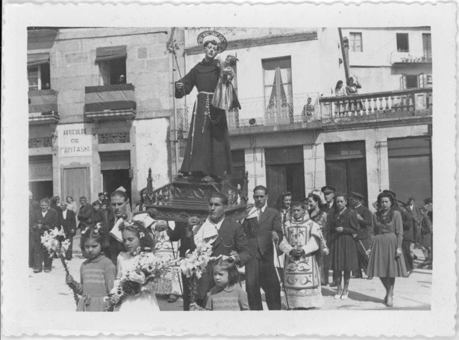 Procesión de san Antonio por el Progreso