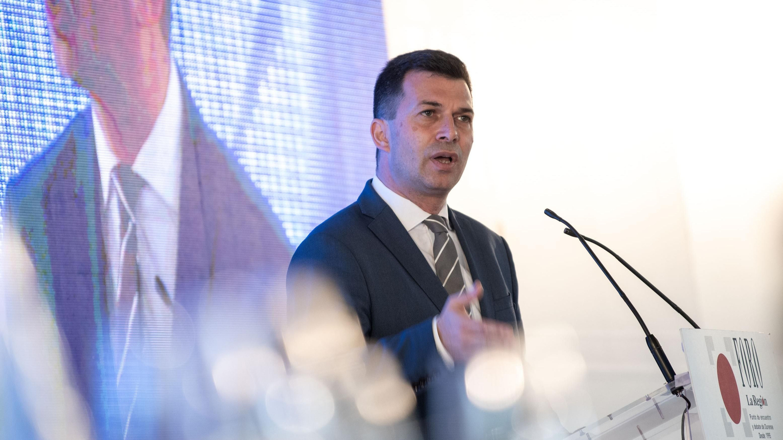 Caballero, durante el Foro La Región.