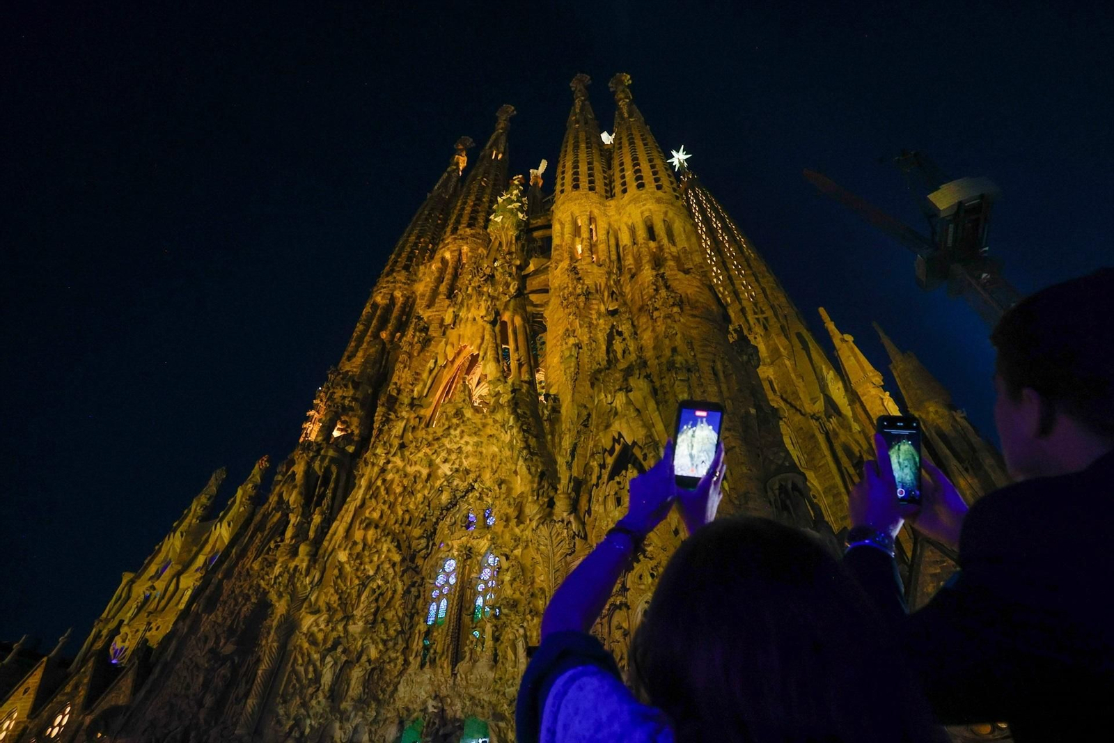 Galería | El papa León XIV se despide de Barcelona: misa y bendición en la Sagrada Familia