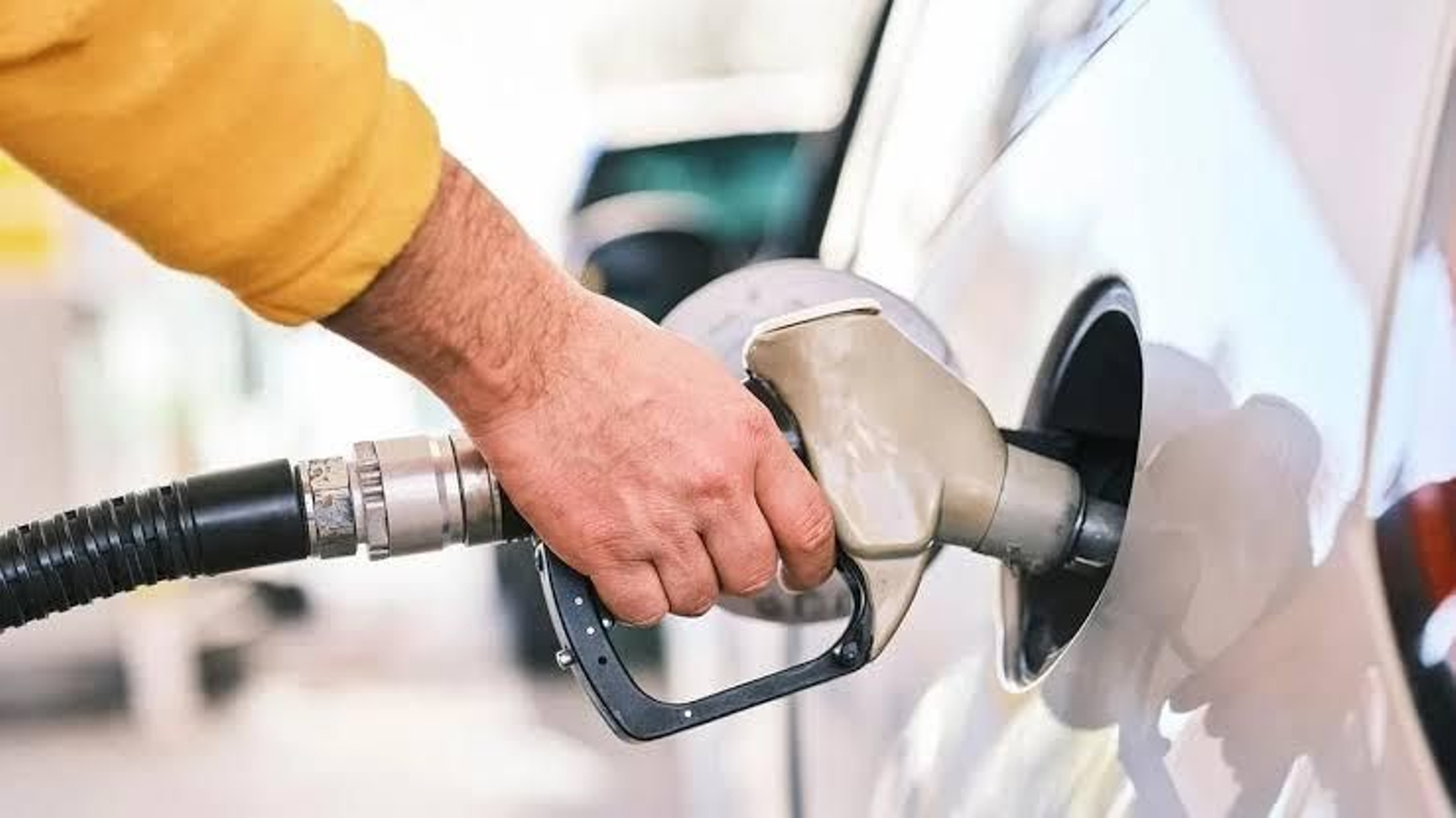 El IPC se dispara al 4,9% en septiembre, su tasa más alta en más de tres años, por las gasolinas