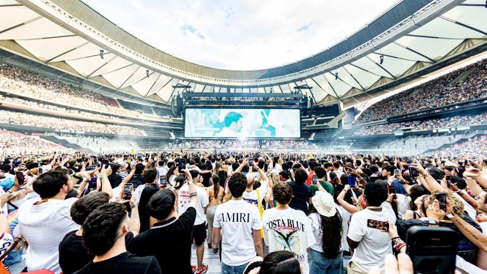 El Riyad Metropolitano lleno para ver a Bad Bunny.