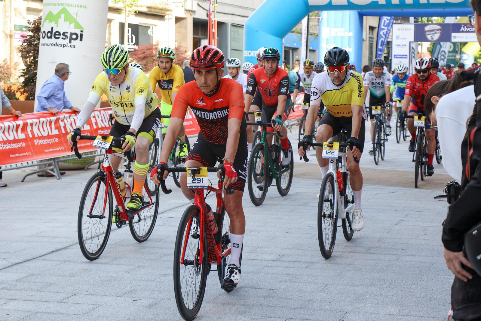 Galería | La marcha Álvaro Pino reunió a más de 500 ciclistas en Ponteareas