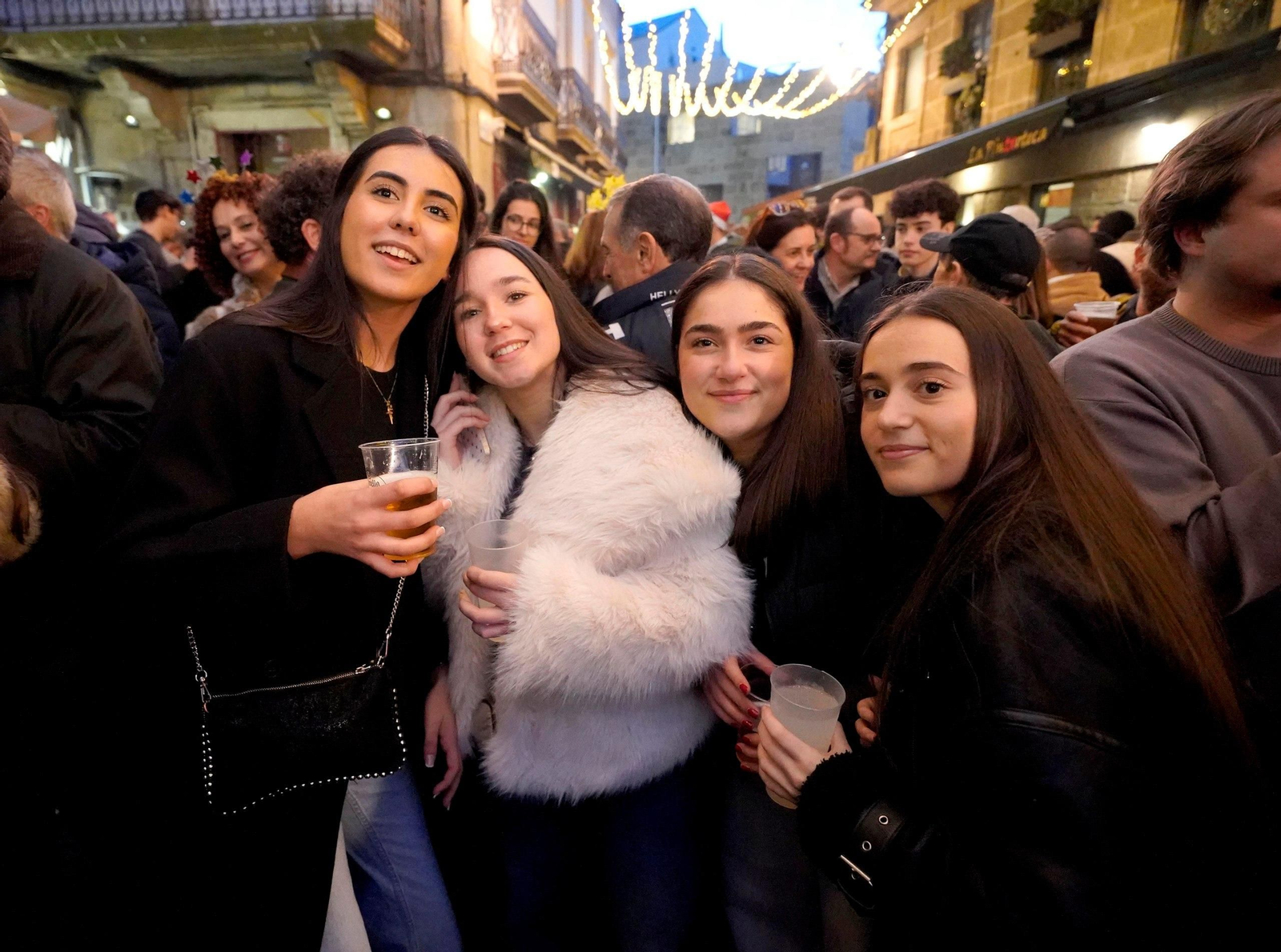 Galería | La Tardevieja llena de gente el centro de Vigo