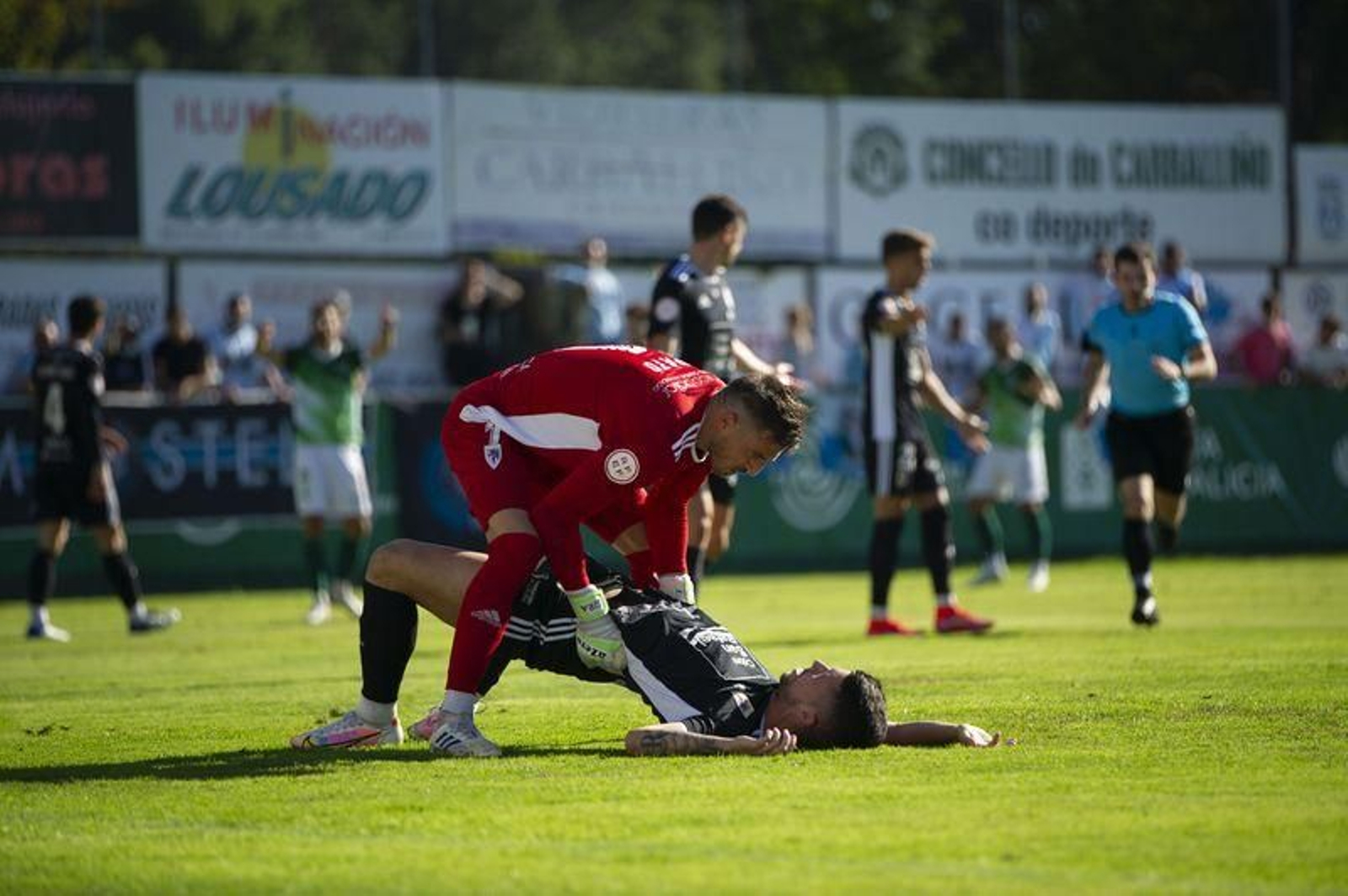 Partido entre el Arenteiro y el Compostela.
